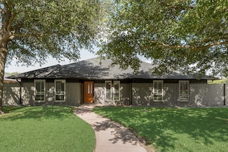 922 Lakeshore Dr, Mesquite, TX 75149