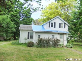 7 Anthony St, Union Springs, NY 13160