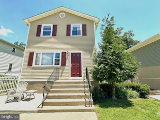 1609 Shady Side Dr, Edgewater, MD 21037