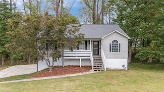 18 Candlestick Dr, Thomasville, NC 27360