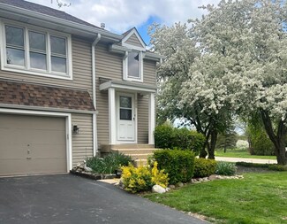 300 Hunters Cir Unit D4, Fox River Grove, IL 60021