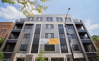 3821 N Ashland Ave Unit 404, Chicago, IL 60613