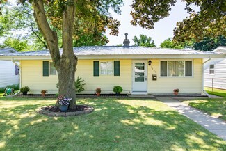 1131 Mcpherson St, Elkhart, IN 46514