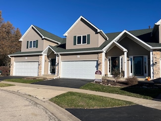 4093 Riverwood Dr, Loves Park, IL 61111