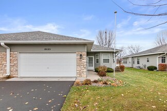 10125 Pleasure Creek Pkwy W, Minneapolis, MN 55434