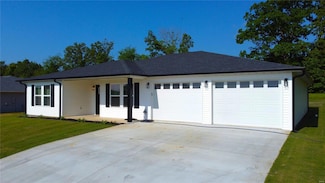 273 Century Ave, Poplar Bluff, MO 63901