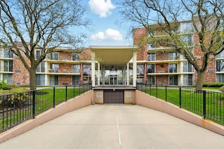 1150 E Jackson St Unit 1J, Lombard, IL 60148