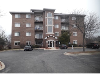 941 N Swift Rd Unit 102, Addison, IL 60101