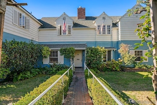 5902 Beaumont Ave, La Jolla, CA 92037