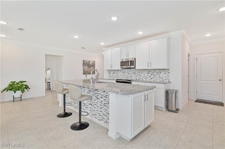 8948 Cascade Price Cir, North Fort Myers, FL 33917