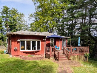 246 N Hills Dr, Hendersonville, NC 28791