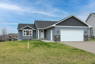 1108 Susan Ln, Roberts, WI 54023