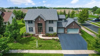 6643 Urbandale Ln N, Osseo, MN 55311