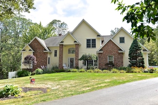 321 Matthews St, Bristol, CT 06010