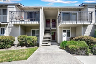 14587 Doolittle Dr, San Leandro, CA 94577