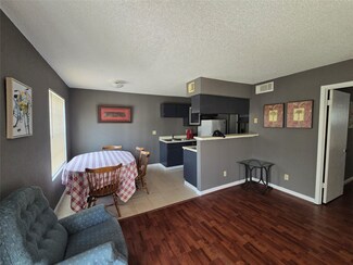 2750 Holly Hall St Unit 106, Houston, TX 77054