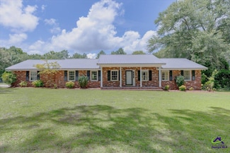 327 Jones Rd, Cochran, GA 31014