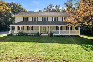 672 Ferry St, Marshfield, MA 02050
