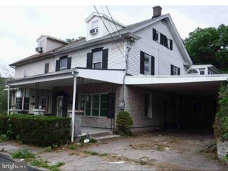 155 Lincoln St, Steelton, PA 17113
