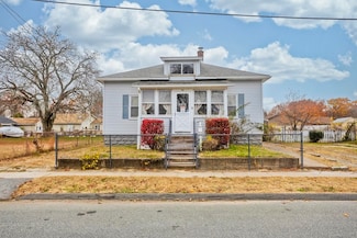 62 Jennings St, Chicopee, MA 01020