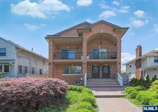 72 Brinkerhoff Terrace Unit 2nd Fl, Palisades Park, NJ 07650
