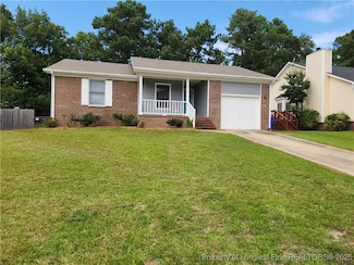 6496 Applewhite Rd, Fayetteville, NC 28304