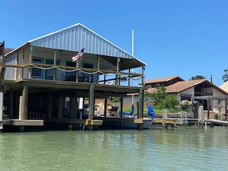 829 N Yturria St Unit 4, Port Isabel, TX 78578