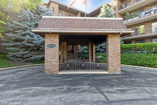 51 Old Oak Dr Unit 310, Buffalo Grove, IL 60089