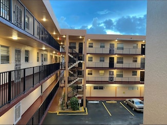 1855 W 60th St Unit 210C, Hialeah, FL 33012