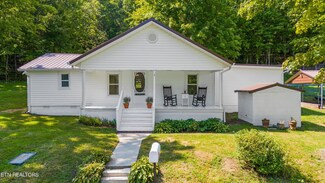 165 Tucker Ln, Lenoir City, TN 37771