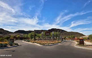 8338 W Spaulding St, Tucson, AZ 85743