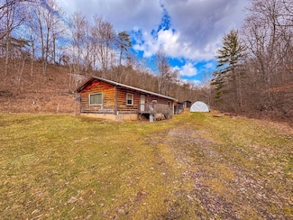 8594 W Virginia 74, Pennsboro, WV 26415