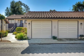 220 S Shorehang Ln, Encinitas, CA 92024