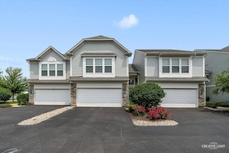 114 Devoe Dr Unit 472, Oswego, IL 60543