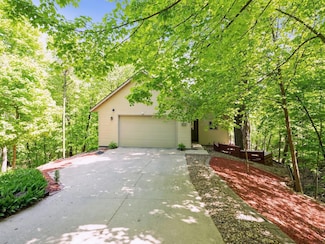 2617 Rainier Ct NE, Cedar Rapids, IA 52402