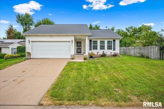 4509 W Rockwell Dr, Peoria, IL 61615