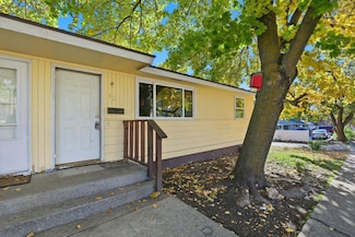 3216 N Maple St, Spokane, WA 99205