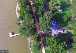 23902 Old Chaptico Wharf Ln, Chaptico, MD 20621