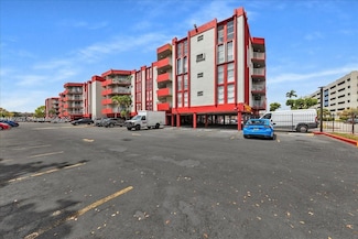 1750 W 46th St Unit 433, Hialeah, FL 33012