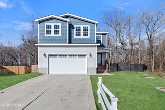 606 Sonata Ct, Richlands, NC 28574