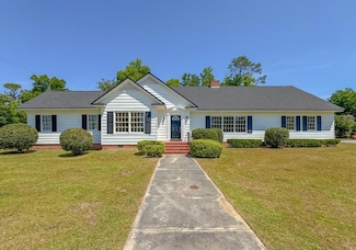 1107 E Pine St, Bainbridge, GA 39819