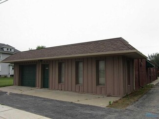 1005 W Main St, Woodville, OH 43469