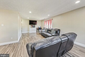 3860 Havenwood Place Unit E, Alexandria, VA 22309
