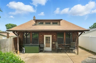 2210 January Ave, Saint Louis, MO 63110