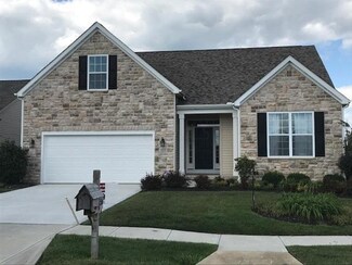 155 Chestnut Estates Dr, Commercial Point, OH 43116