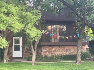 2421 S Yellowstone St, Wichita, KS 67215