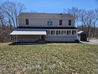 25 Gregory Dr, Sanford, ME 04073