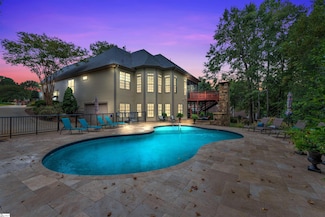 104 Fazio Ct, Simpsonville, SC 29681