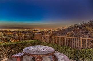 12 Gladewater Dr, Henderson, NV 89052