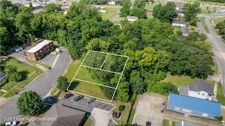 2918 8th St, Tuscaloosa, AL 35401